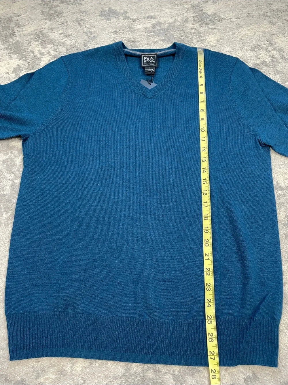 NWT JoS A Bank Traveler Merino Wool Sweater V Neck Blue Sz M